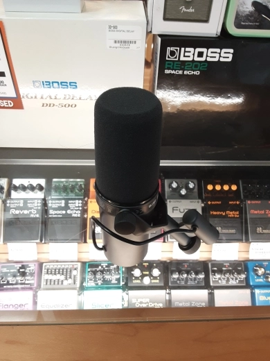 Shure - SM7B 2